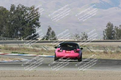 media/Jun-02-2024-CalClub SCCA (Sun) [[05fc656a50]]/Group 3/Qualifying/